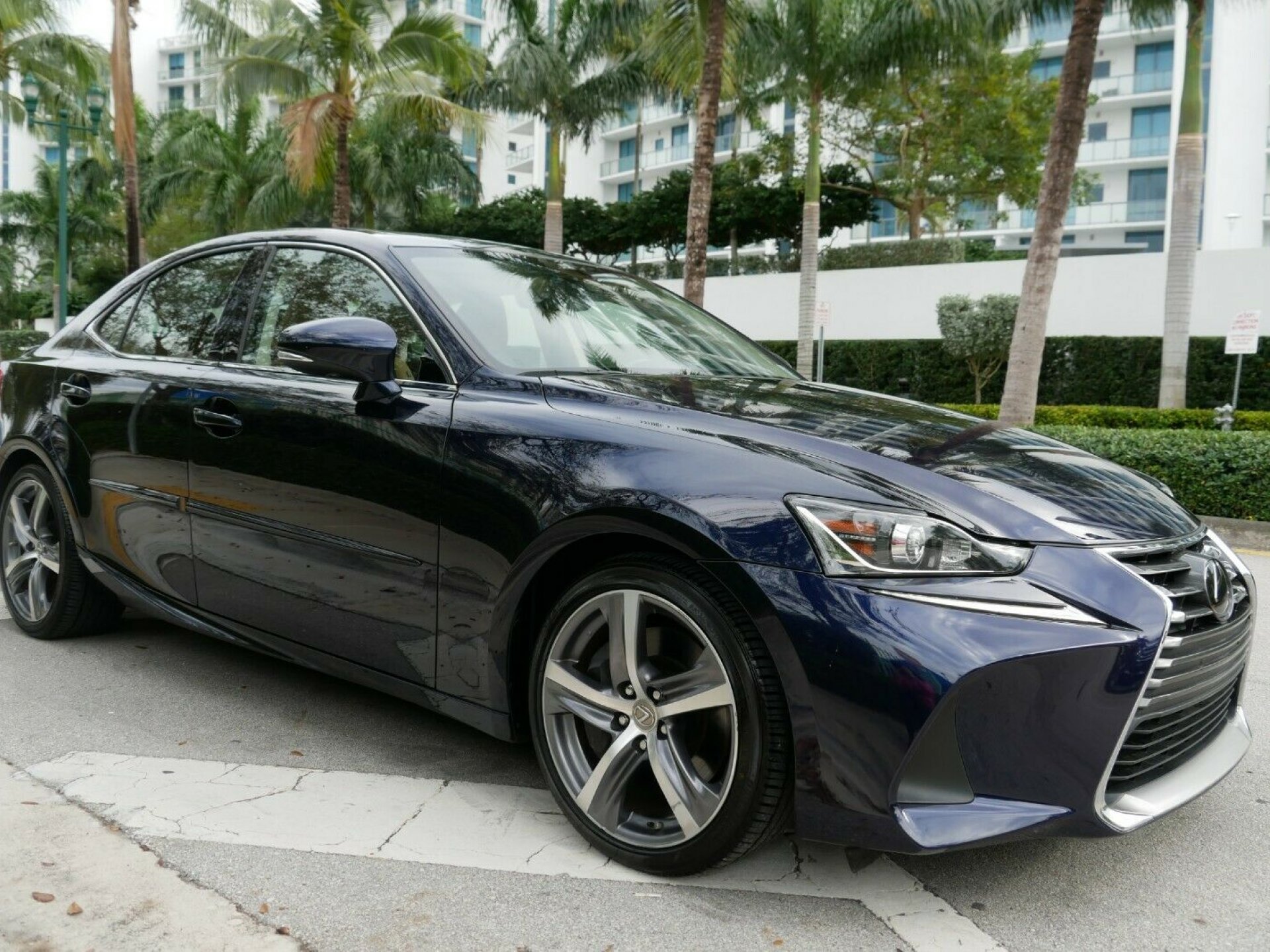 Lexus is 300 2018