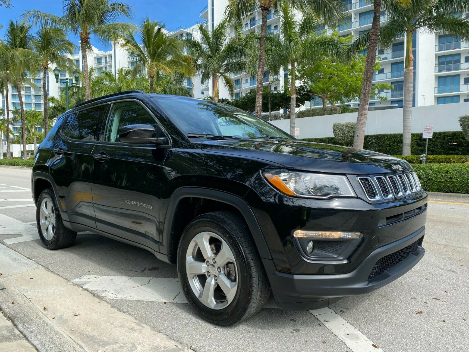 Jeep compass latitude