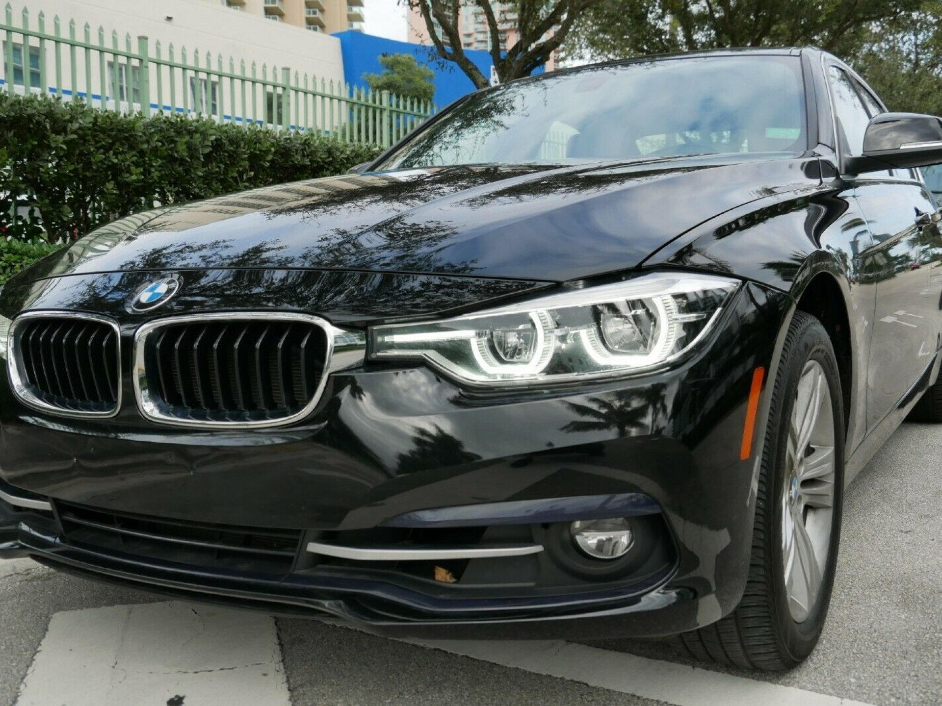 2018 BMW 330i xDrive // Buy Cars on GBChoice