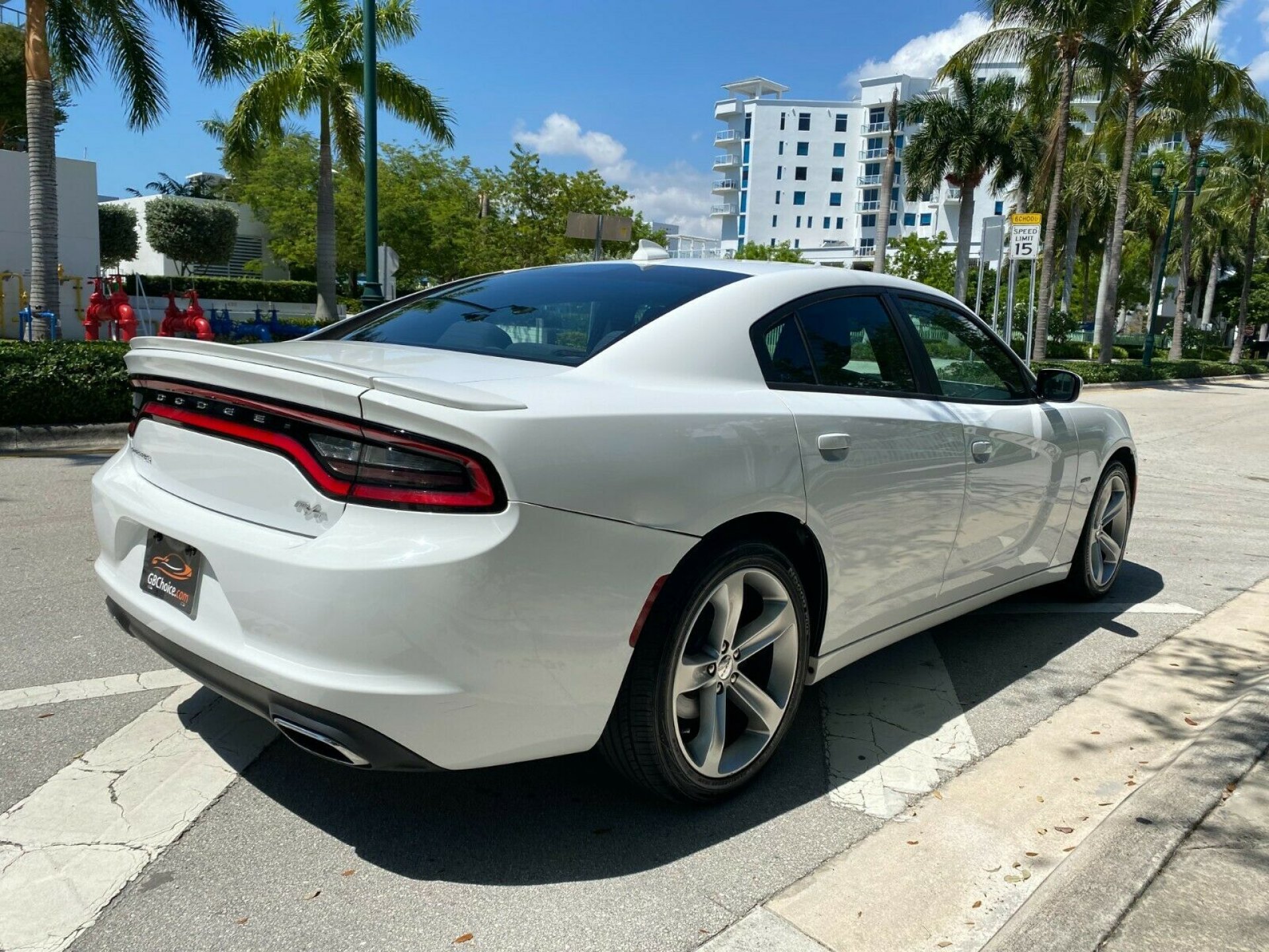 2016 Dodge Charger R\T 5.7 Hemi // Buy Cars on GBChoice