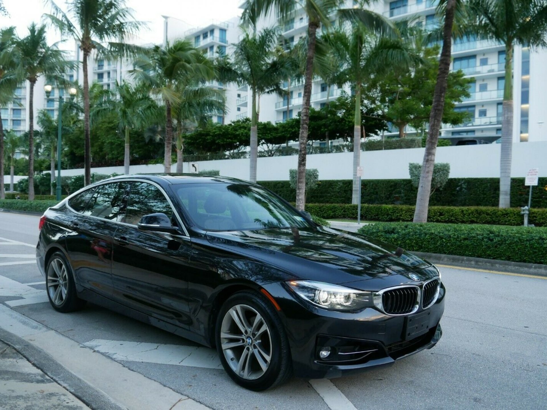 Bmw 330i gt