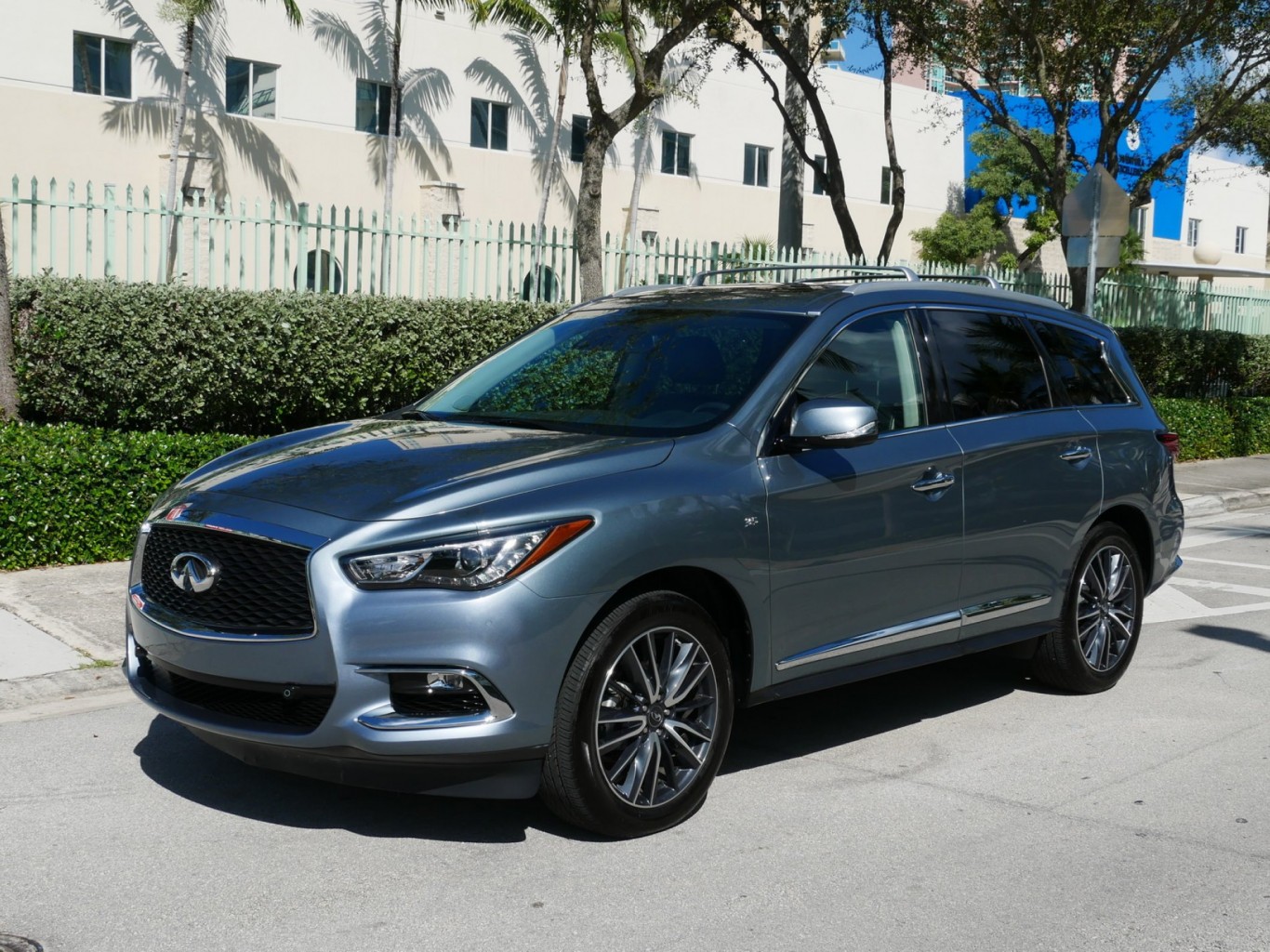 Инфинити qx60 2018
